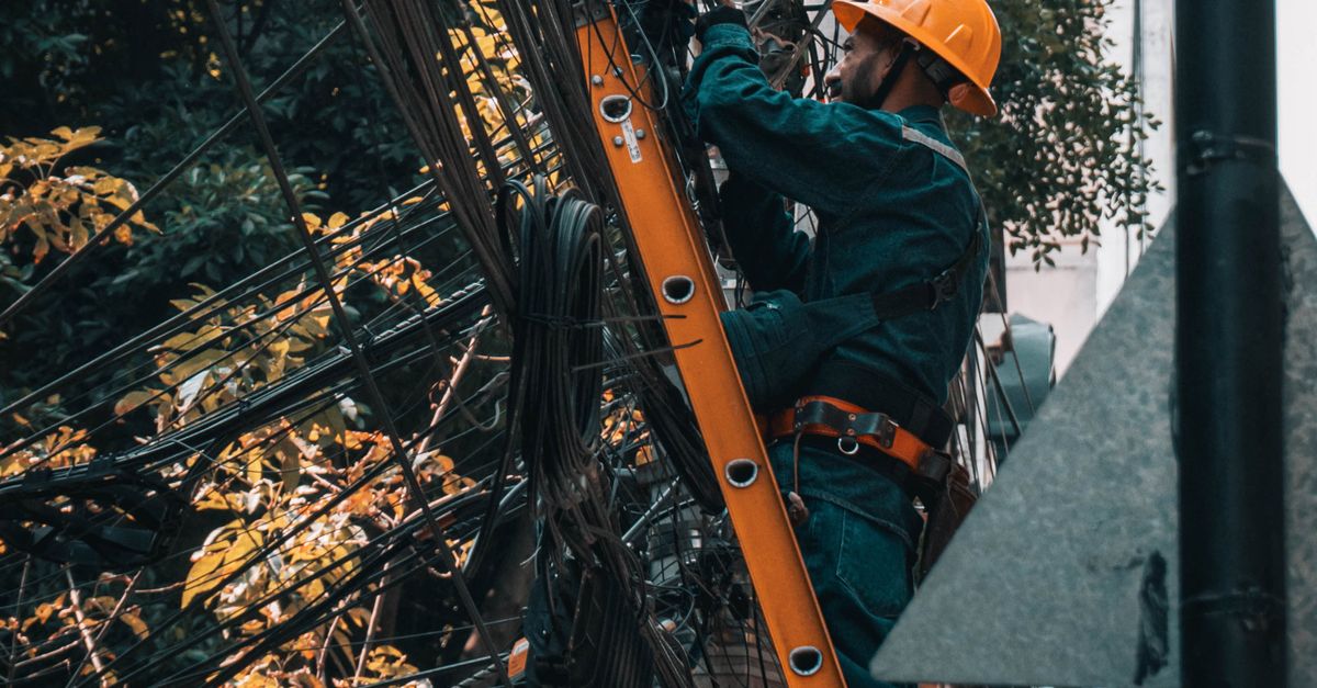 Essential Practices for Conducting Electrical Safety Inspections in Commercial Settings